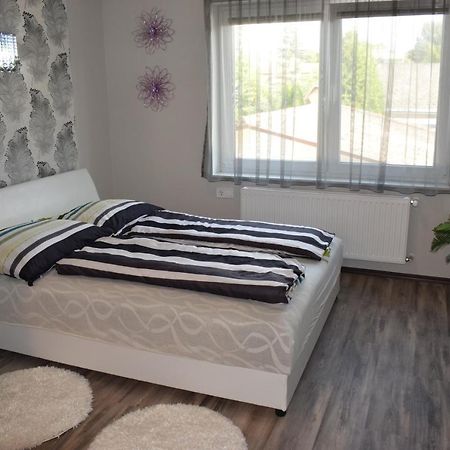 Gyarmati Apartman Siofok Bagian luar foto