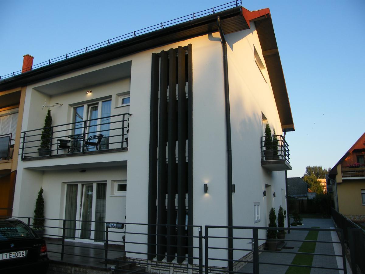Gyarmati Apartman Siofok Bagian luar foto
