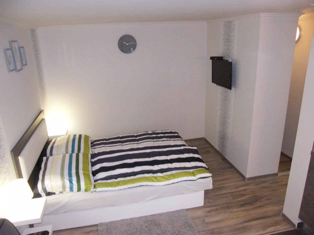 Gyarmati Apartman Siofok Bagian luar foto